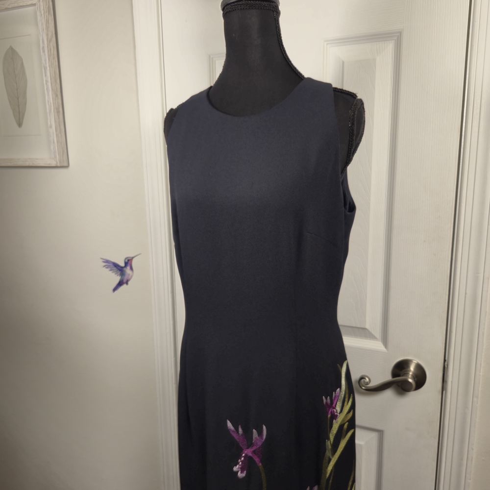 Donna Morgan Vintage Navy Blue Floral Embroidered Column Maxi Dress Size 6 - Picture 5 of 9